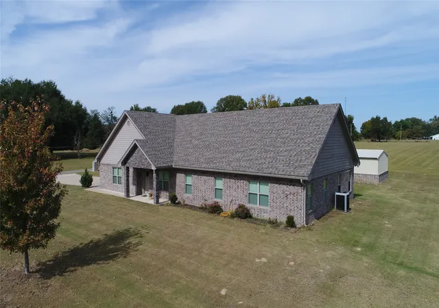 Homes for sale in Bogata, TX | 308 N Douglas, Bogata, TX 75417 | MLS# 21260737