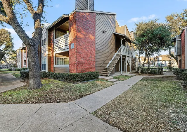 Homes for sale in Irving, TX | 3607 W Northgate Dr #113, Irving, TX 75062 | MLS# 21260766