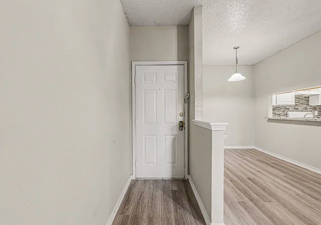 3rd image of 3607 W Northgate Dr, Irving, TX 75062