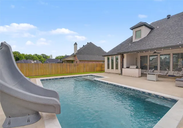 Homes for sale in Bossier City, LA | 265 Poydras Ave, Bossier City, LA 71111 | MLS# 21260797