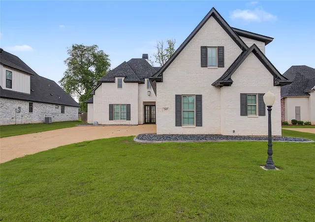 Homes for sale in Bossier City, LA | 265 Poydras Ave, Bossier City, LA 71111 | MLS# 21260797
