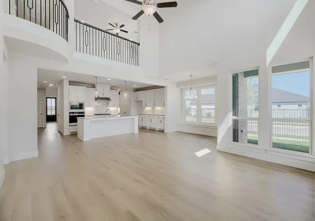 Photo 3 of Sale Pending at 2216 Ten Mile Creek Rd, Celina, TX 75009 | MLS# 21260804 | Listing updated on 2026-08-22
