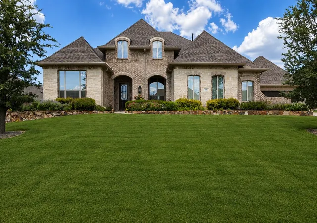 Photo 1 of Sale Pending at 506 Life Spring Dr, Rockwall, TX 75087 | MLS# 21259818 | Listing updated on 2026-08-25