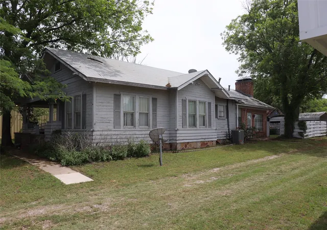 Homes for sale in Gorman, TX | 210 E Roberts St, Gorman, TX 76454 | MLS# 21260071