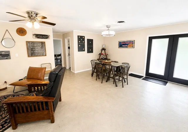 Photo 4 of Single family home for sale at 1507 Hulme St, Bowie, TX 76230 | MLS# 21259235 | Listing updated on 2026-09-23