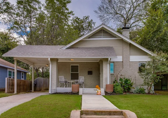 2nd image of 2606 W 12th St, Dallas, TX 75211 | MLS# 21260942