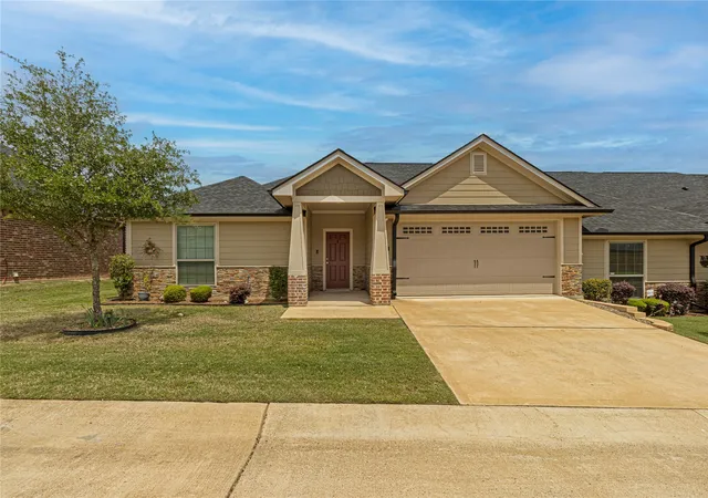 Homes for sale in Tyler, TX | 815 E Grande Blvd #T101, Tyler, TX 75703 | MLS# 21260930