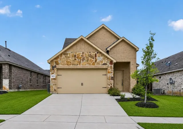 Photo 1 of Single family home for sale at 3955 Oak Creek Cir, Denison, TX 75020 | MLS# 21259148 | Listing updated on 2026-08-03