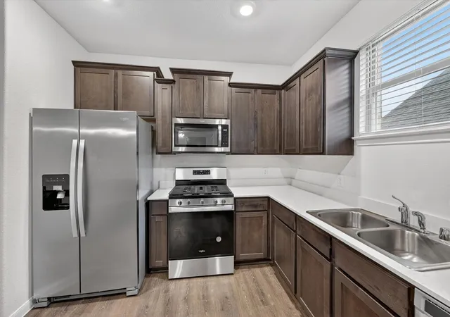 Photo 4 of Single family home for sale at 3955 Oak Creek Cir, Denison, TX 75020 | MLS# 21259148 | Listing updated on 2026-08-03