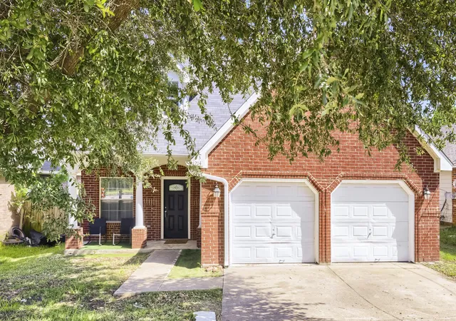 Homes for sale in Dallas, TX | 1214 S Belt Line Rd, Dallas, TX 75253 | MLS# 21250551