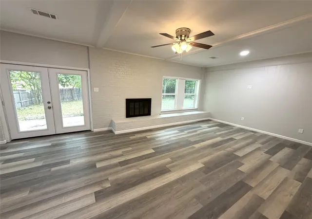 Photo 3 of Single family home for sale at 1413 Blanton Pl, Sherman, TX 75092 | MLS# 21259474 | Listing updated on 2026-07-25