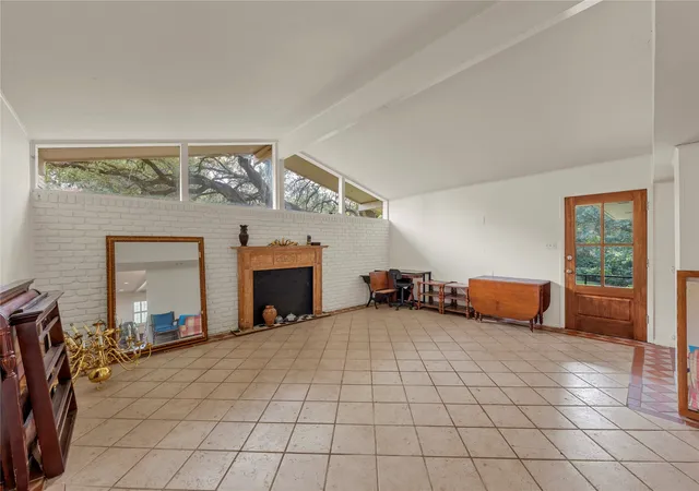 Photo 3 of Single family home for sale at 2425 Wendy Ln, Waco, TX 76710 | MLS# 21261006 | Listing updated on 2026-07-08