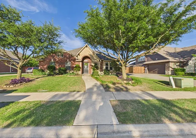 Homes for sale in Midlothian, TX | 742 Mill Pond Dr, Midlothian, TX 76065 | MLS# 21259911