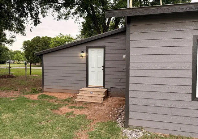 Homes for sale in Iowa Park, TX | 510 N Pacific Ave, Iowa Park, TX 76367 | MLS# 21261266