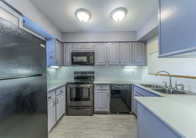 Photo 1 of Condo for sale at 2733 Silver Creek Dr #205, Arlington, TX 76006 | MLS# 21261268 | Listing updated on 2026-07-26