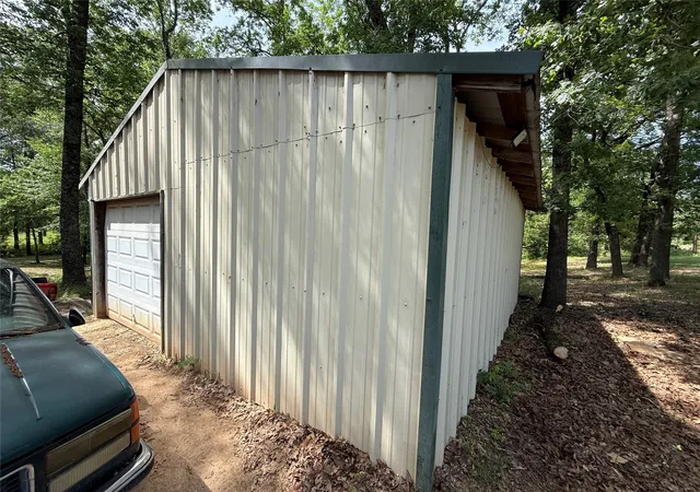 Photo 2 of Manufactured home for sale at 148 Indian Gap Dr, Mabank, TX 75156 | MLS# 21261451 | Listing updated on 2026-09-30