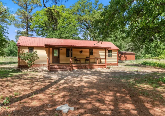 Photo 3 of Single family home for sale at 3983 E Hwy 154, Quitman, TX 75783 | MLS# 21242706 | Listing updated on 2026-07-23