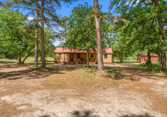 Photo 3 of Single family home for sale at 3983 E Hwy 154, Quitman, TX 75783 | MLS# 21242706 | Listing updated on 2026-07-23
