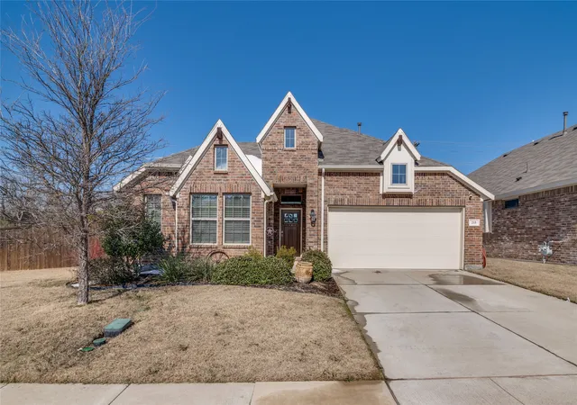 Photo 1 of Sale Pending at 215 Tallgrass Dr, Lavon, TX 75166 | MLS# 21257312 | Listing updated on 2026-07-20