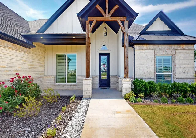Homes for sale in Decatur, TX | 138 Chisos Dr, Decatur, TX 76234 | MLS# 21261485