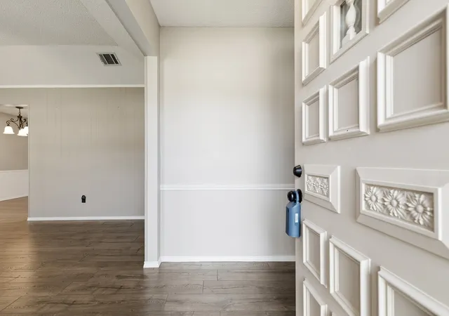 Photo 3 of Sale Pending at 6612 Patsy Ln, Watauga, TX 76148 | MLS# 21254879 | Listing updated on 2026-10-01