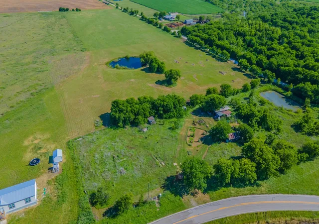 Homes for sale in Mount Calm, TX | 958 County Road 3254, Mount Calm, TX 76673 | MLS# 21254568