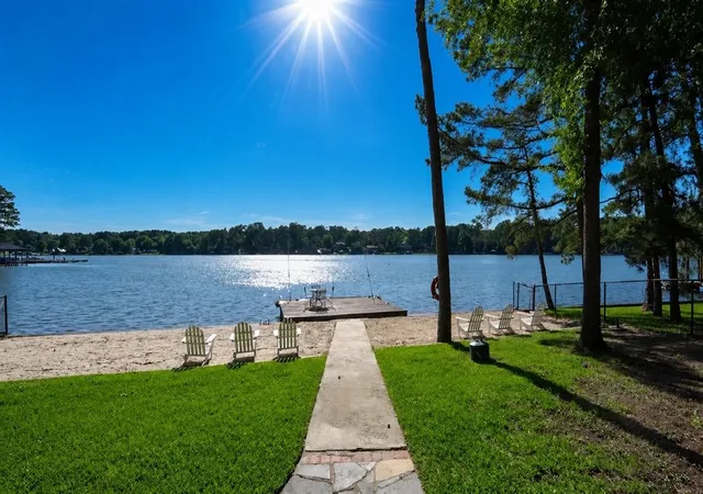 Homes for sale in Hideaway, TX | 316 Hideaway Central Ln, Hideaway, TX 75771 | MLS# 21251739