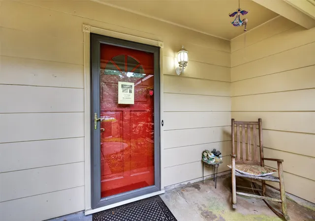 Photo 3 of Single family home for sale at 843 Belden Dr, Shreveport, LA 71118 | MLS# 21262017 | Listing updated on 2026-07-22