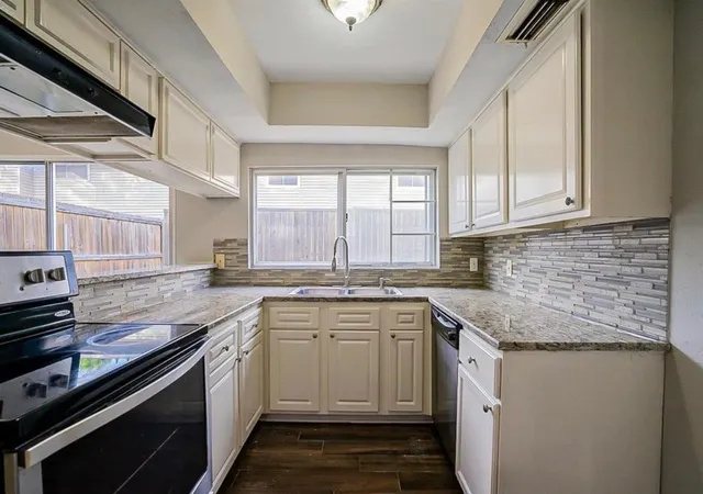 Photo 4 of Single family home for sale at 735 Valiant Cir, Garland, TX 75043 | MLS# 21262008 | Listing updated on 2026-08-03