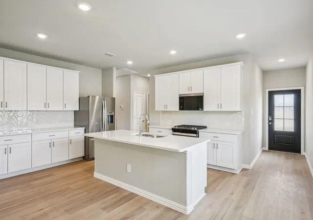 Photo 2 of Single family home for sale at 3522 Bridgeport Dr, Farmersville, TX 75442 | MLS# 21259967 | Listing updated on 2026-08-31