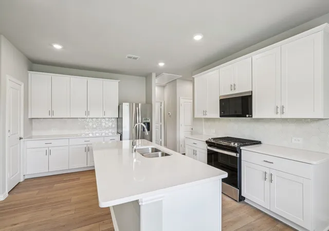 Photo 3 of Single family home for sale at 3522 Bridgeport Dr, Farmersville, TX 75442 | MLS# 21259967 | Listing updated on 2026-08-31