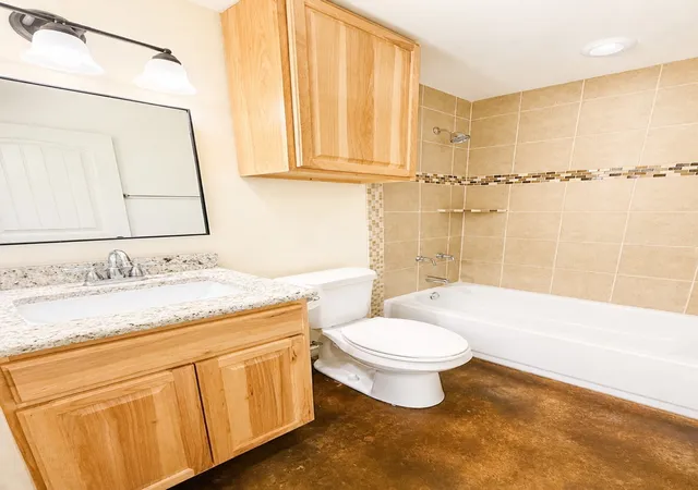 Homes for sale in Granbury, TX | 5402 Arrowhead Dr, Granbury, TX 76048 | MLS# 21261911