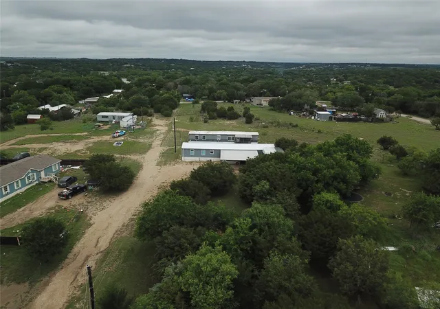 Photo 1 of Manufactured home for sale at 413 Lakeview Trl, Weatherford, TX 76087 | MLS# 21262121 | Listing updated on 2026-10-08