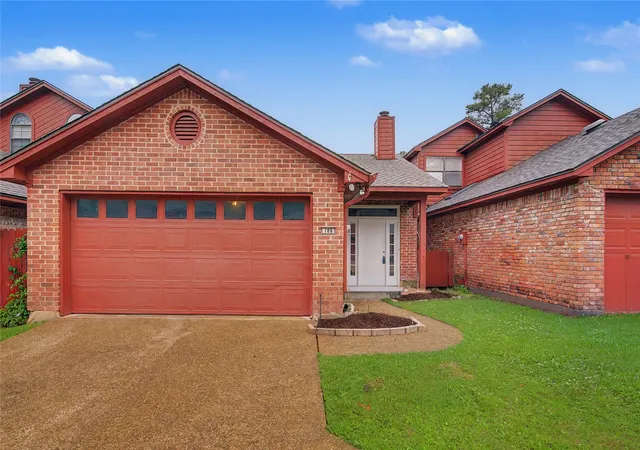Photo 1 of Townhouse for sale at 188 Fountain View, Shreveport, LA 71118 | MLS# 21261090 | Listing updated on 2026-10-07