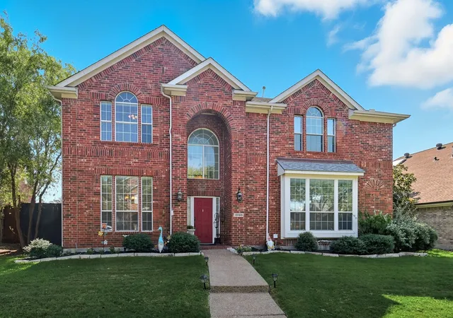 Photo 2 of Single family home for sale at 13180 Mannheim Dr, Frisco, TX 75033 | MLS# 21262229 | Listing updated on 2026-08-30