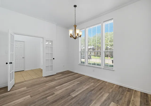 Photo 4 of Single family home for sale at 13180 Mannheim Dr, Frisco, TX 75033 | MLS# 21262229 | Listing updated on 2026-09-28