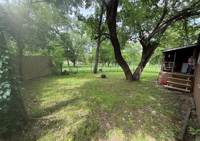 Homes for sale in Commerce, TX | 1006 Bishop St, Commerce, TX 75428 | MLS# 21262263