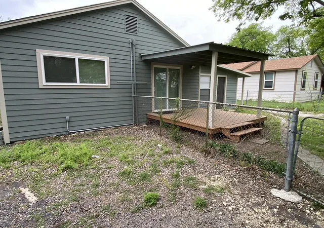 Homes for sale in Cedar Hill, TX | 161 Hood St, Cedar Hill, TX 75104 | MLS# 21262178
