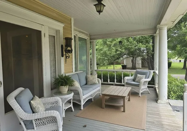 5th image of 324 E Liberty St, Pilot Point, TX 76258 | MLS# 21260008