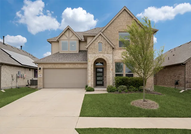 2nd image of 16304 Garden Dr, Celina, TX 75009 | MLS# 21260192
