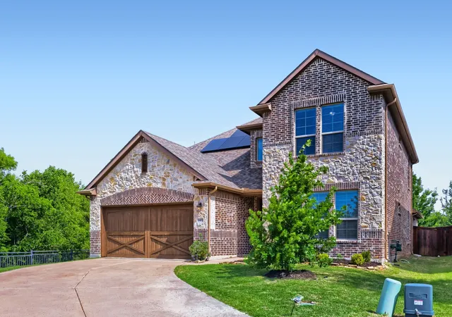 2nd image of 2401 Muirfield Dr, Frisco, TX 75036 | MLS# 21261699