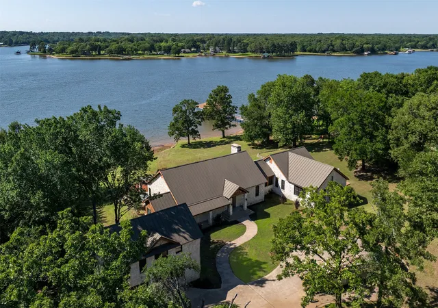 Homes for sale in Malakoff, TX | 14354 Ridge Ln, Malakoff, TX 75148 | MLS# 21260346