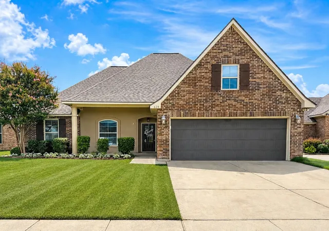 1st image of 429 Remington, Bossier City, LA 71111 | MLS# 21252247