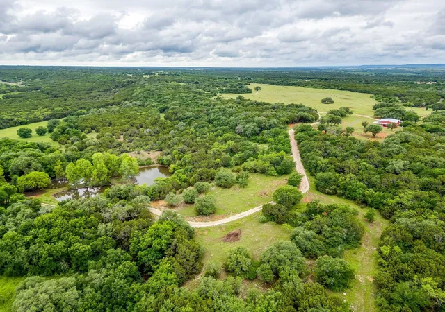 Photo 3 of Sale Pending at 400 S 10Th Ave, Palo Pinto, TX | MLS# 21262255 | Listing updated on 2026-09-30