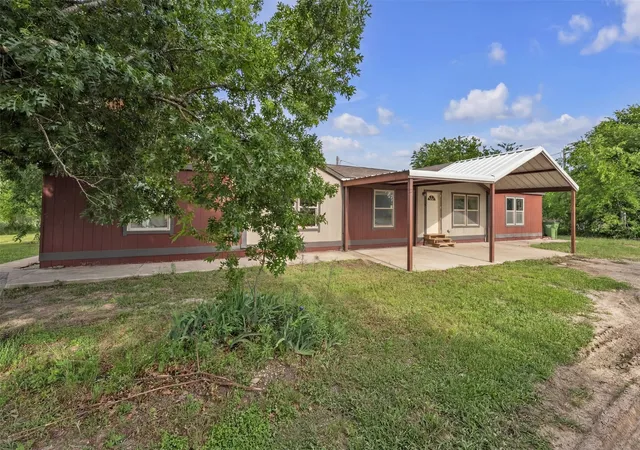 Homes for sale in Joshua, TX | 9600 High Rd, Joshua, TX 76058 | MLS# 21261292