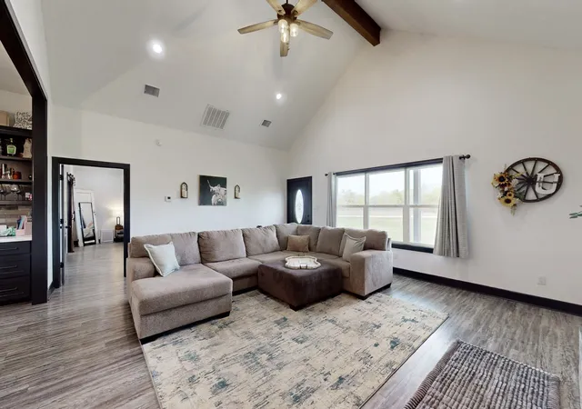Homes for sale in Hearne, TX | 10477 Acacia Lane, Hearne, TX 77859 | MLS# 21261345