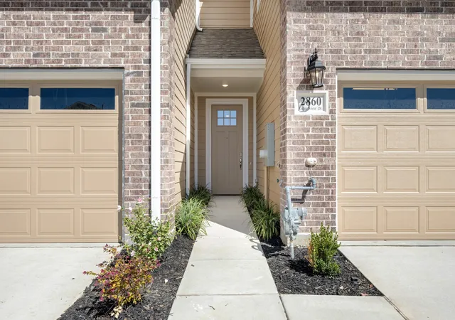 Photo 3 of Townhouse for sale at 2860 Grandview Ext, Wylie, TX 75098 | MLS# 21262489 | Listing updated on 2026-10-07