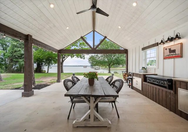 Homes for sale in Corsicana, TX | 114 County Road 3187, Corsicana, TX 75109 | MLS# 21262013