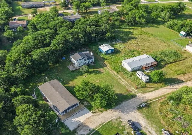 Photo 2 of Single family home for sale at 134 County Road 3048, Corsicana, TX 75109 | MLS# 21262362 | Listing updated on 2026-09-01