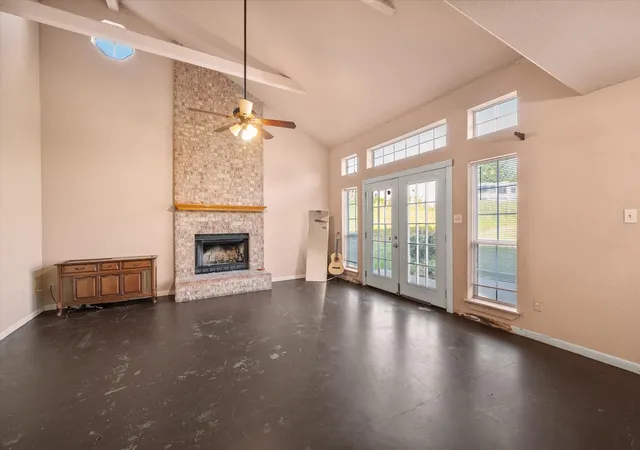 Photo 3 of Single family home for sale at 134 County Road 3048, Corsicana, TX 75109 | MLS# 21262362 | Listing updated on 2026-09-01